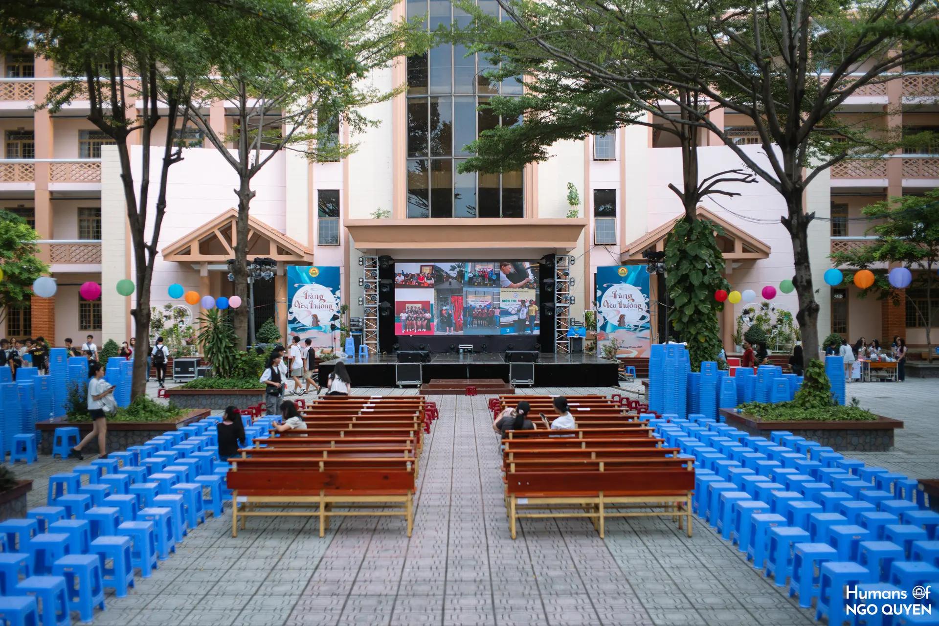 Trăng Yêu Thương — Đêm hội Trung Thu trường Ngô Quyền